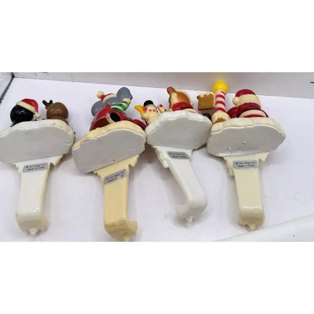 Four Plastic Resin Stocking‎ Hangers Vintage New Designs Inc Christmas Vintage
